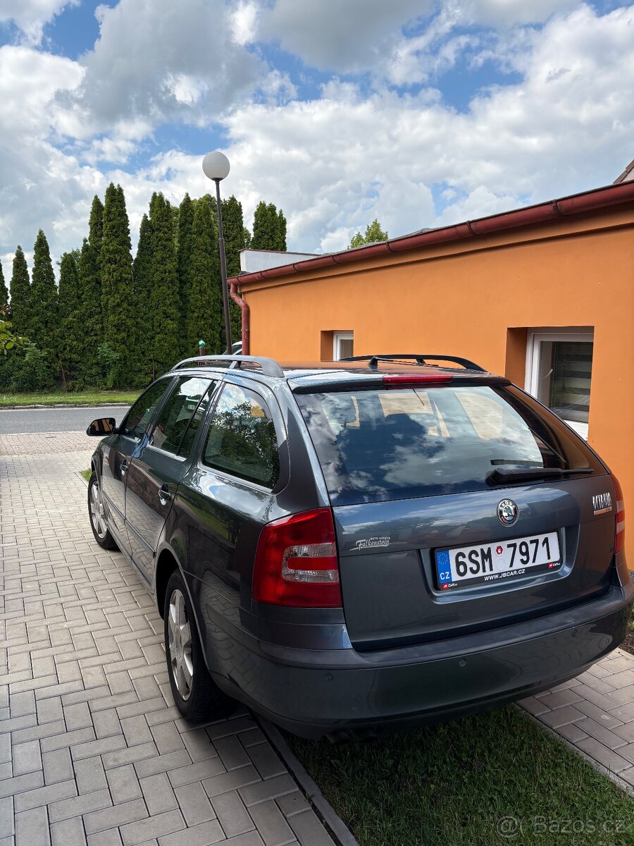 Škoda Octavia 2 FSI combi - 2