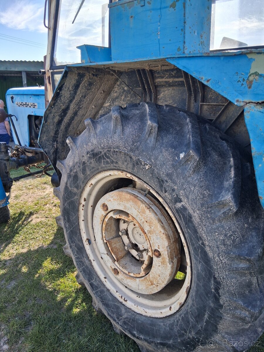Traktor na prodej - 2