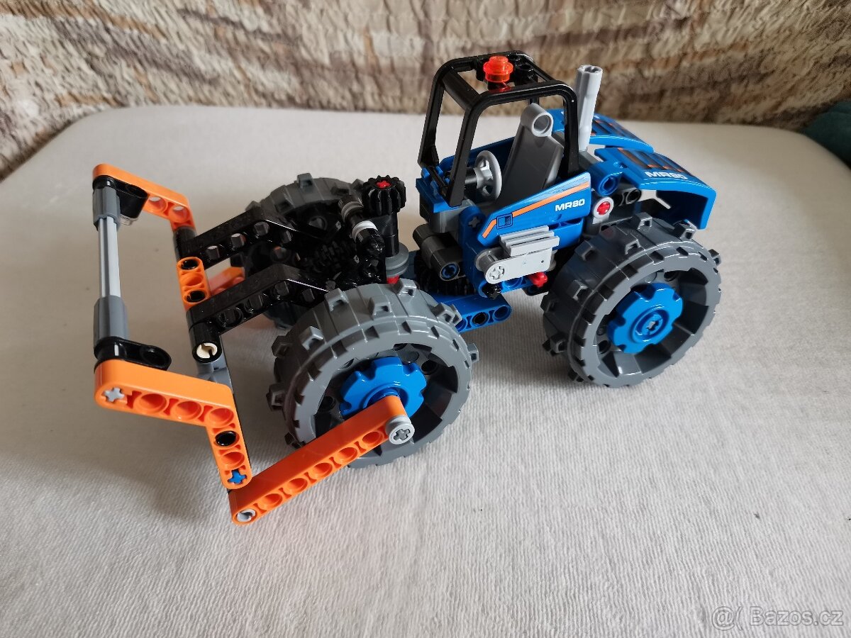 LEGO Technic 42071 - 2v1 - 2