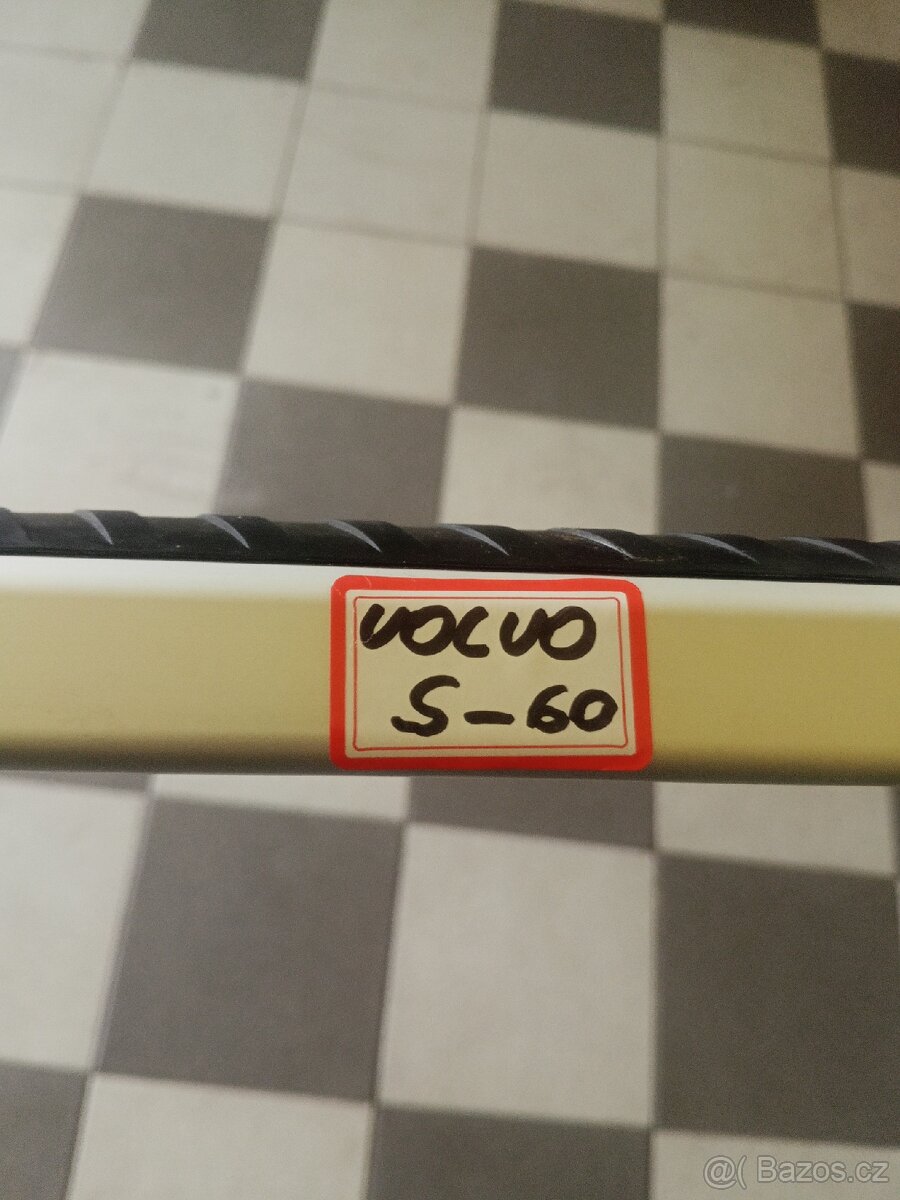 Příčníky z Volva S-60 - 2