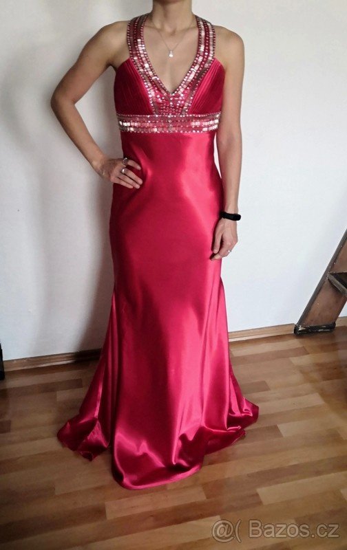 Saténové červené plesové šaty vel. S M - 2