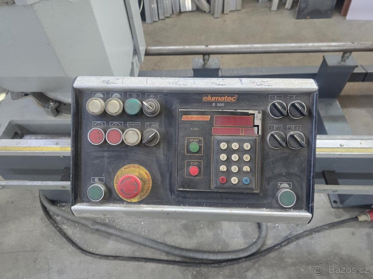 Dvoukotoučová pila na hliníkové profily ELUMATEC DG 104 - 2