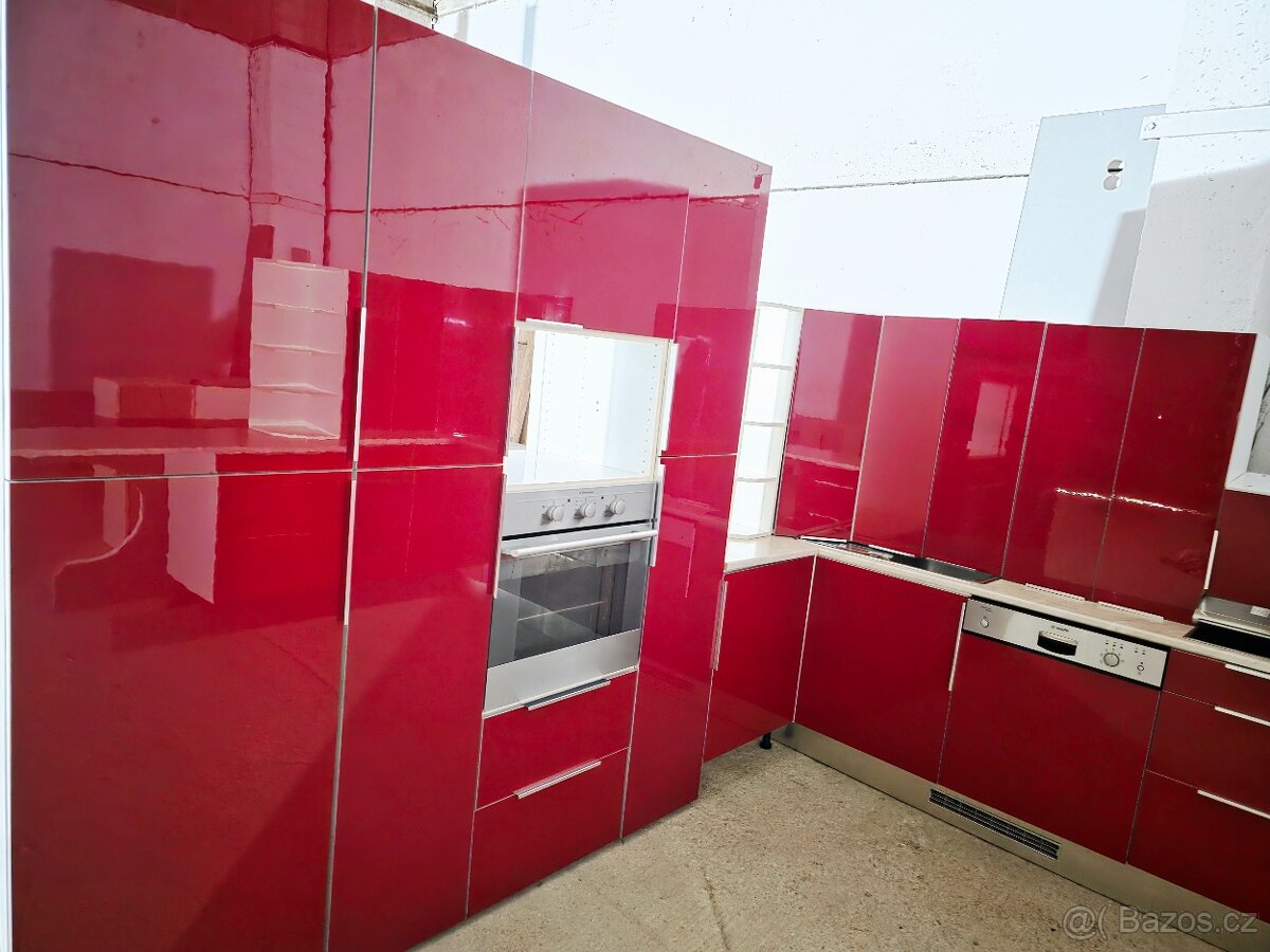 Kuchyňská linka se spotřebiči - 2