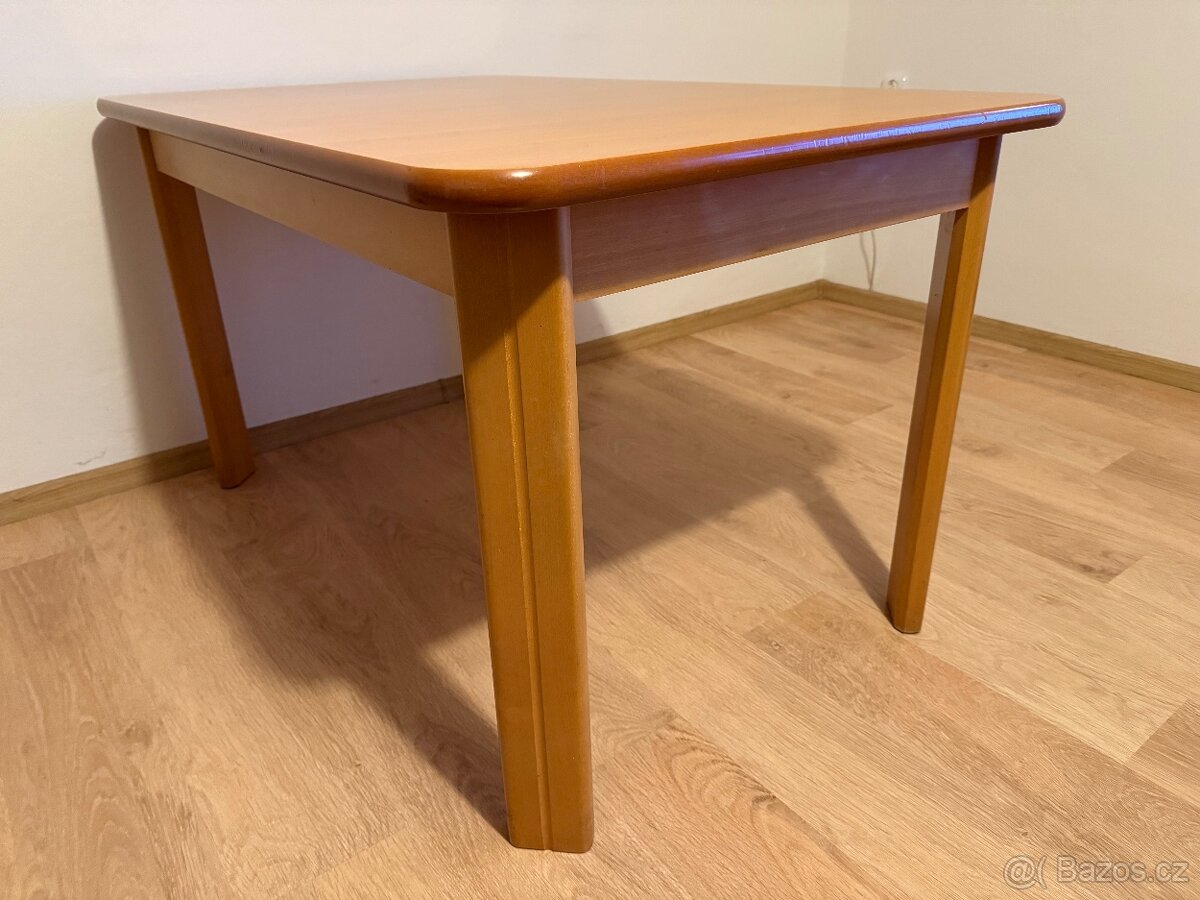 Jídelní stůl TON 135x85 cm - 2