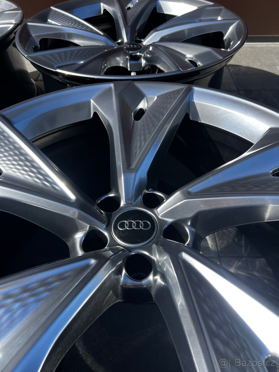 Audi rs6/rs7 r22 letni - 2