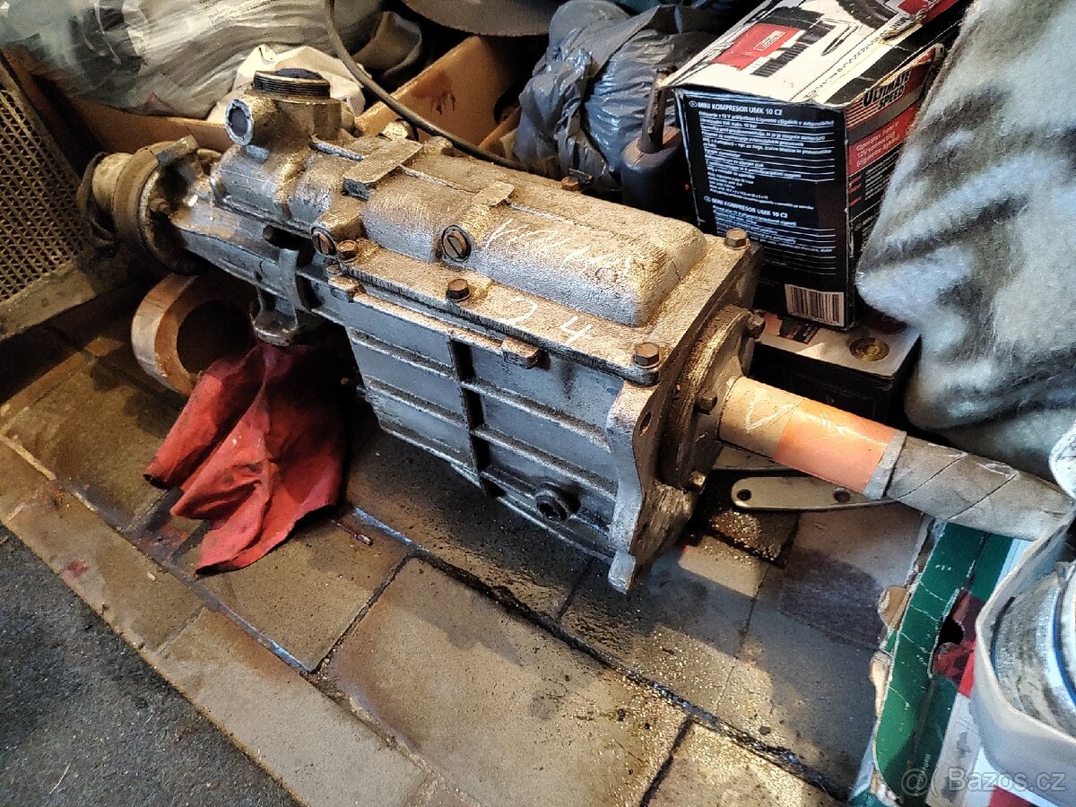 Volha 24 převodovka - 2