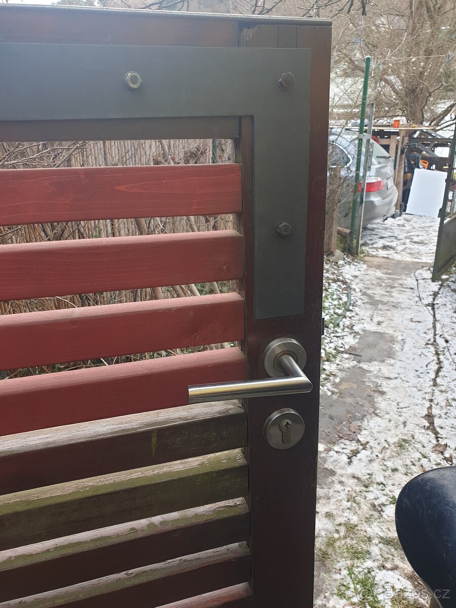 Vrátka branka dřevo železo - 2