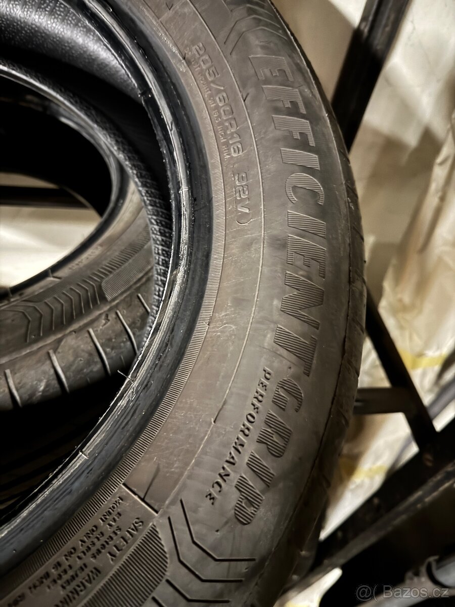 Goodyear Efficientgrip 205/60R16 - 2