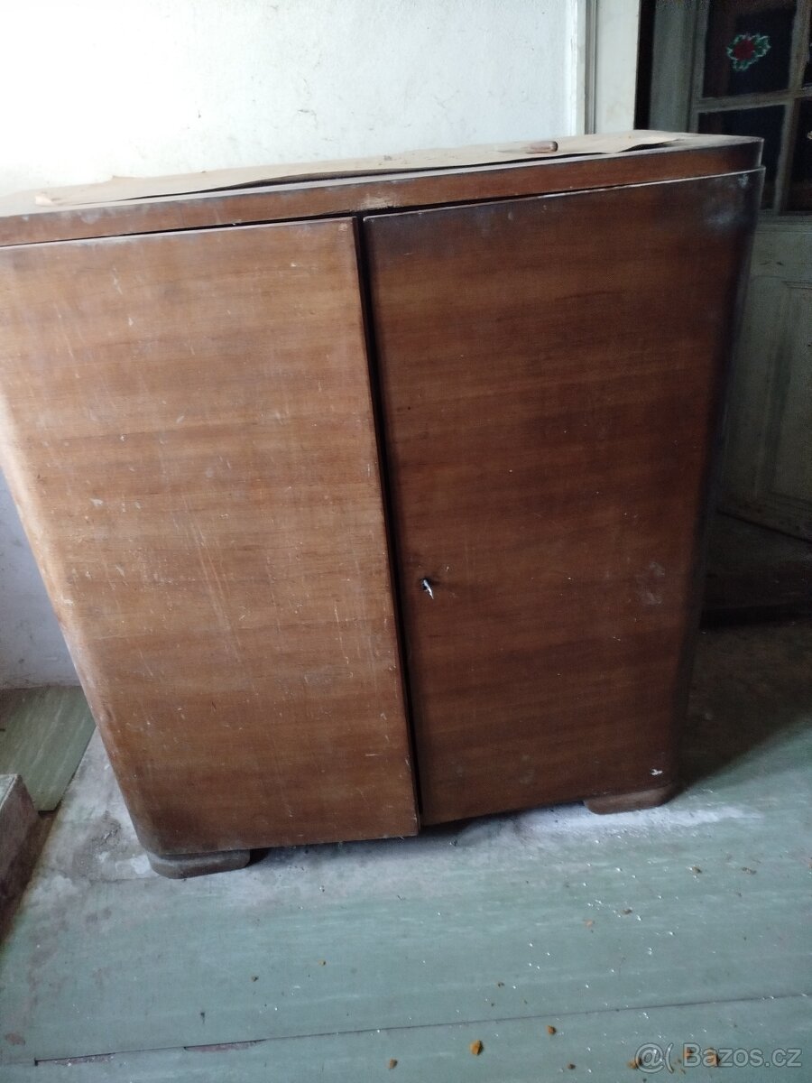 Šatní skříně - 2