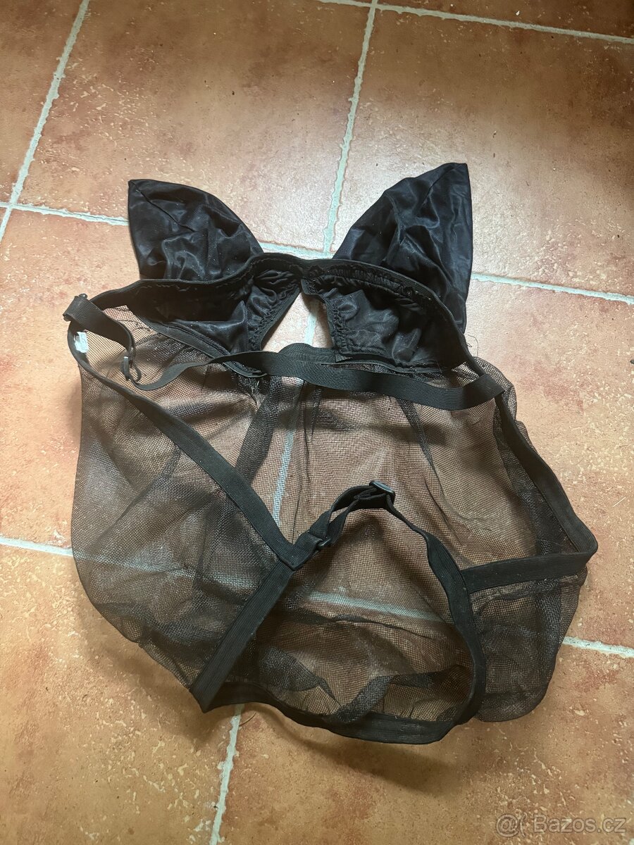 Maska proti mouchám - 2