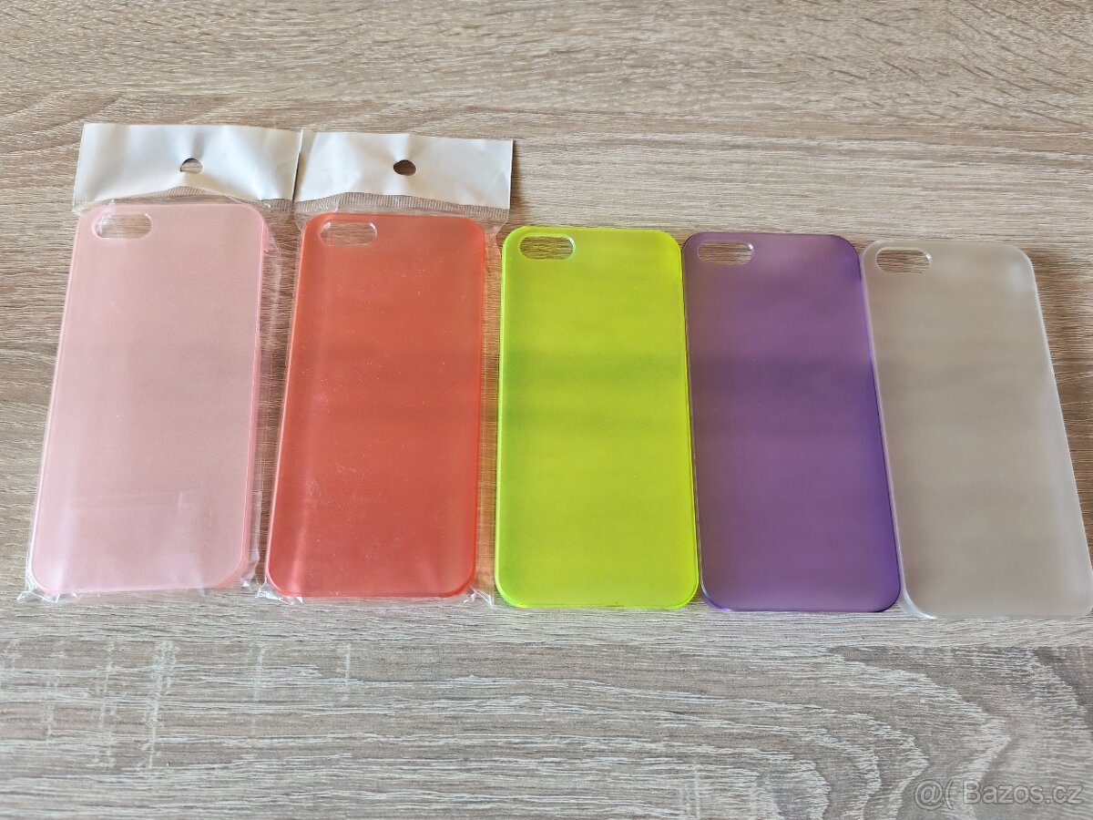 Kryty a fólie na Apple iPhone 5 a 5s - 2