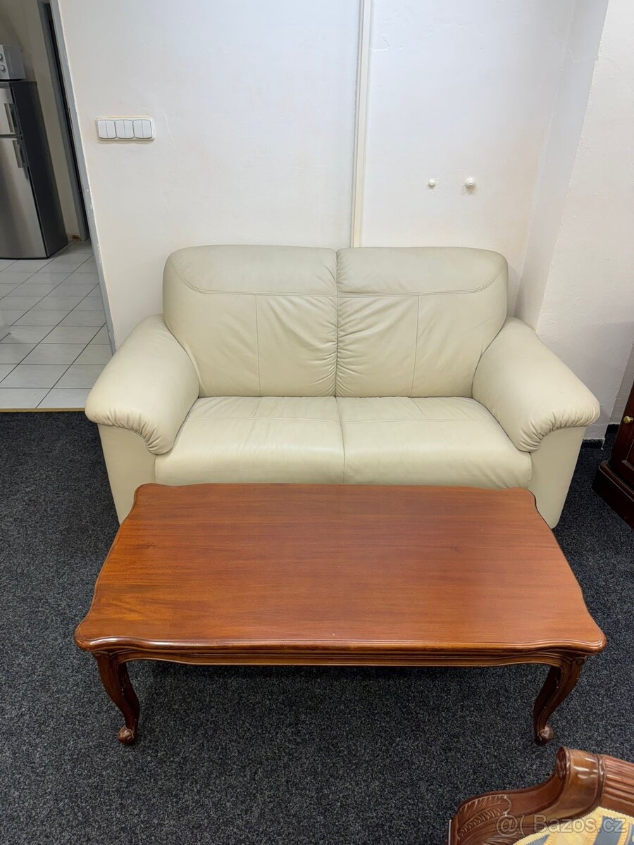 Nábytek z masivu - 2