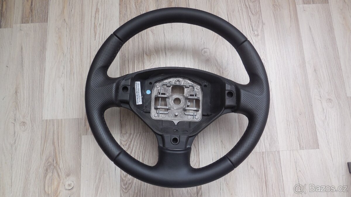 Volant Peugeot - 2