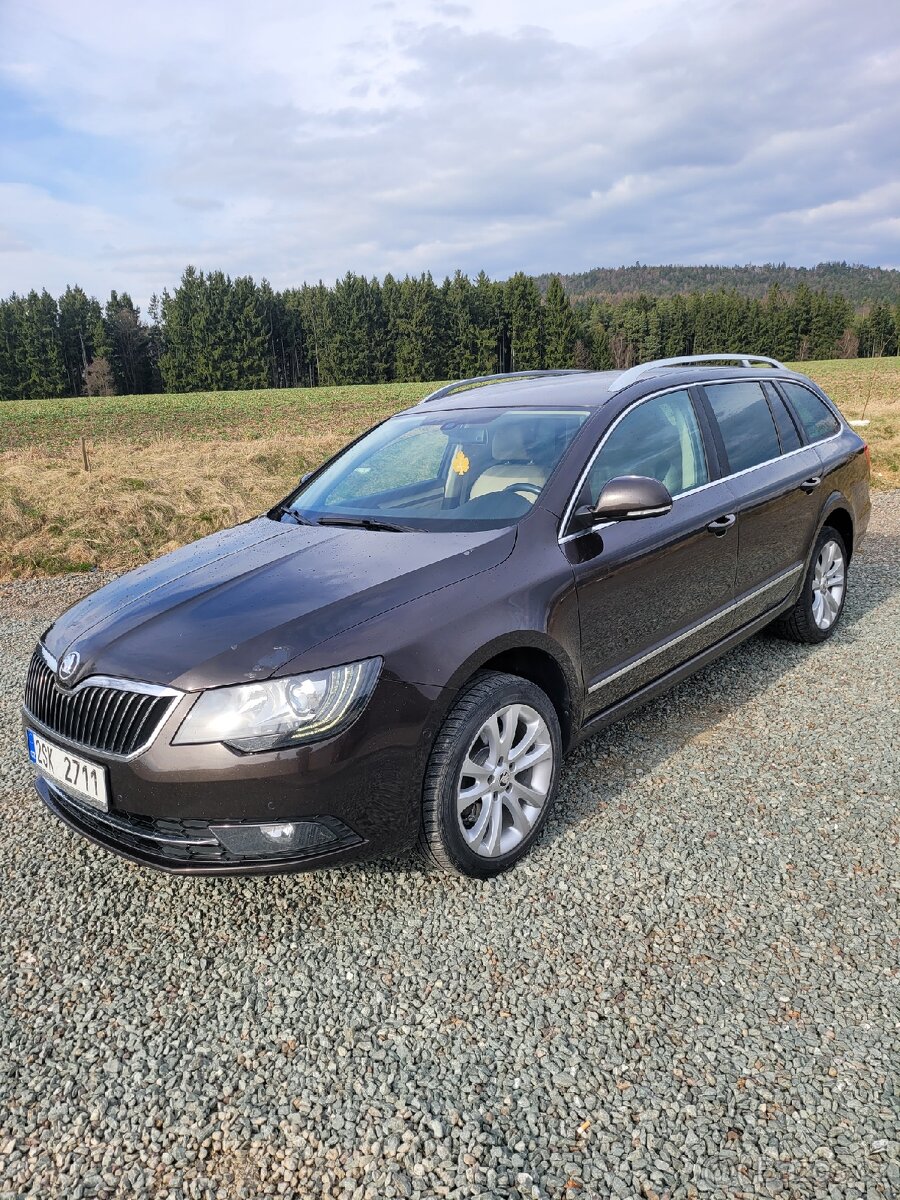 ŠKODA SUPERB FACELIFT (KOMPLET SERVIS,NOVÁ TK) - 2