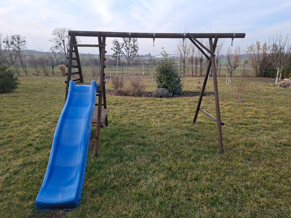 DĚTSKÉ HŘIŠTE, HOUPAČKA, SKLUZAVKA - 2
