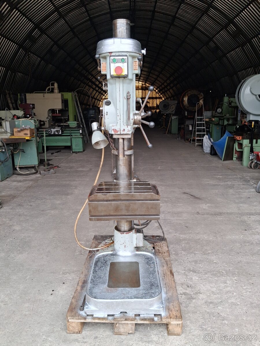 Prodám sloupovou vrtačku VS 32A - 2