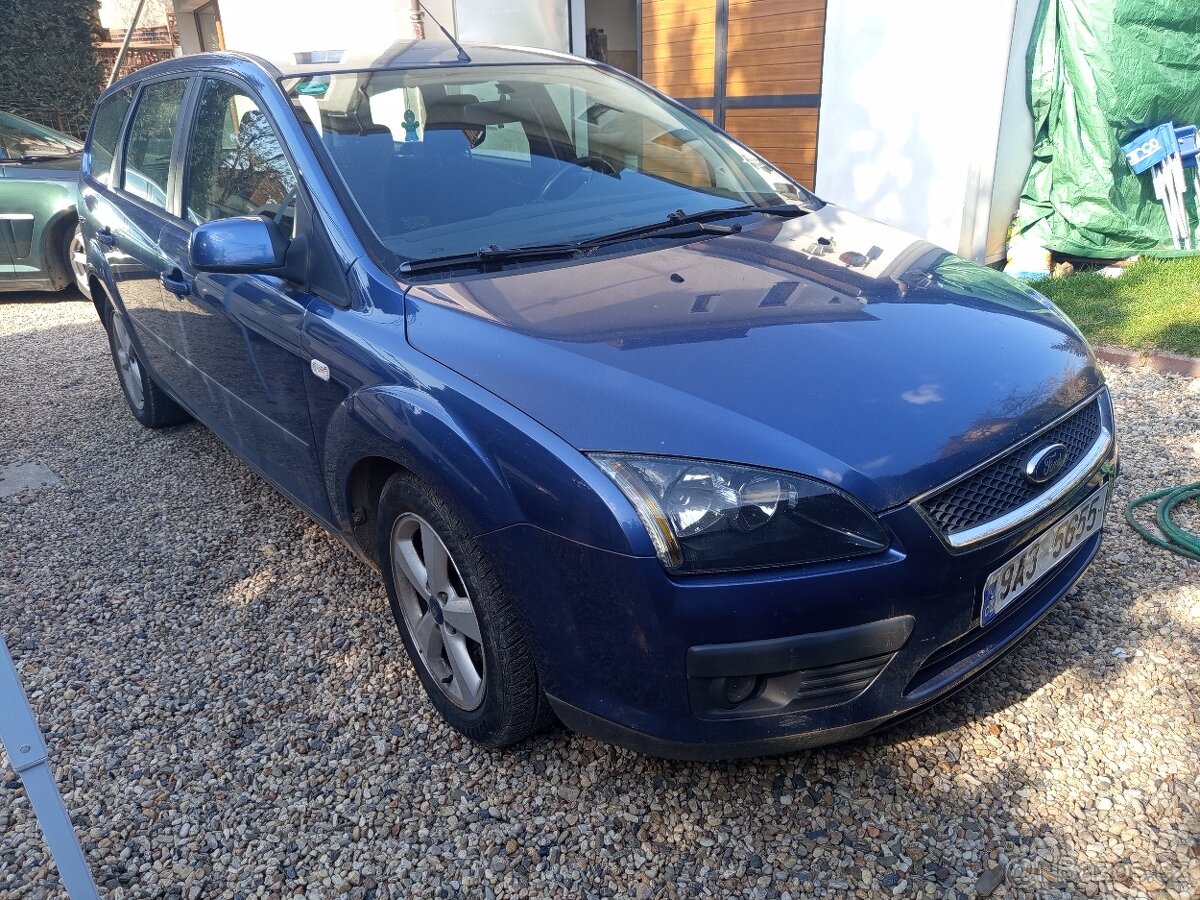Ford Focus 1.6 kombi - 2