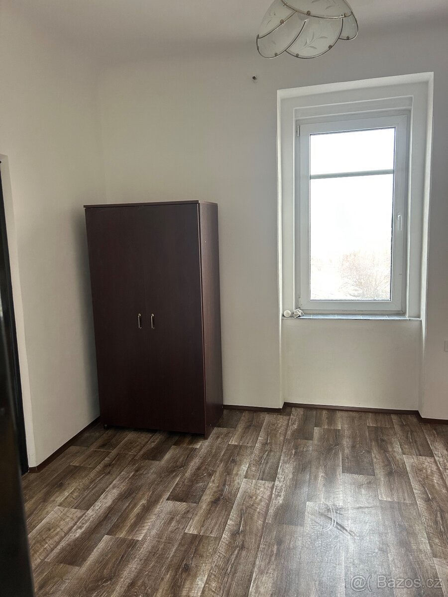 Byt 2+1 k pronájmu - 2