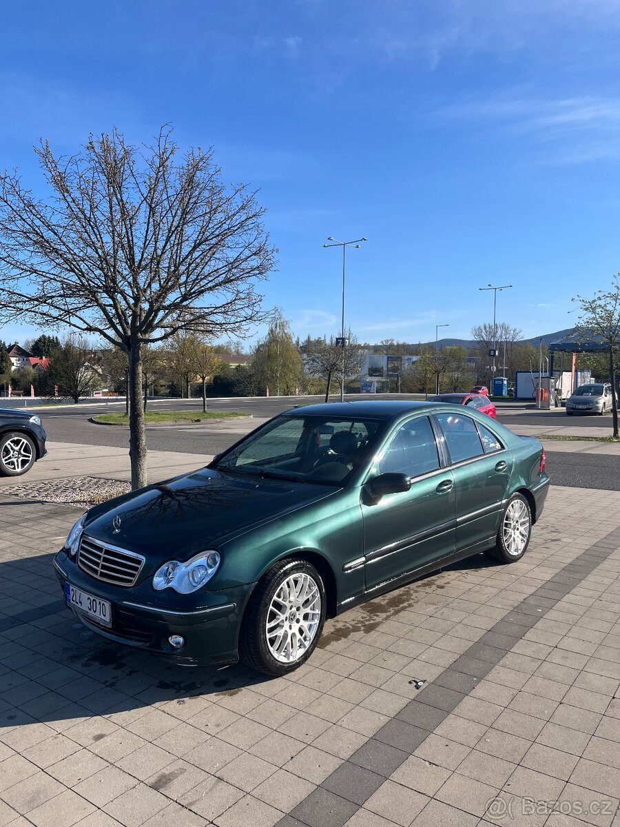 Mercedes w203 c220 - 2