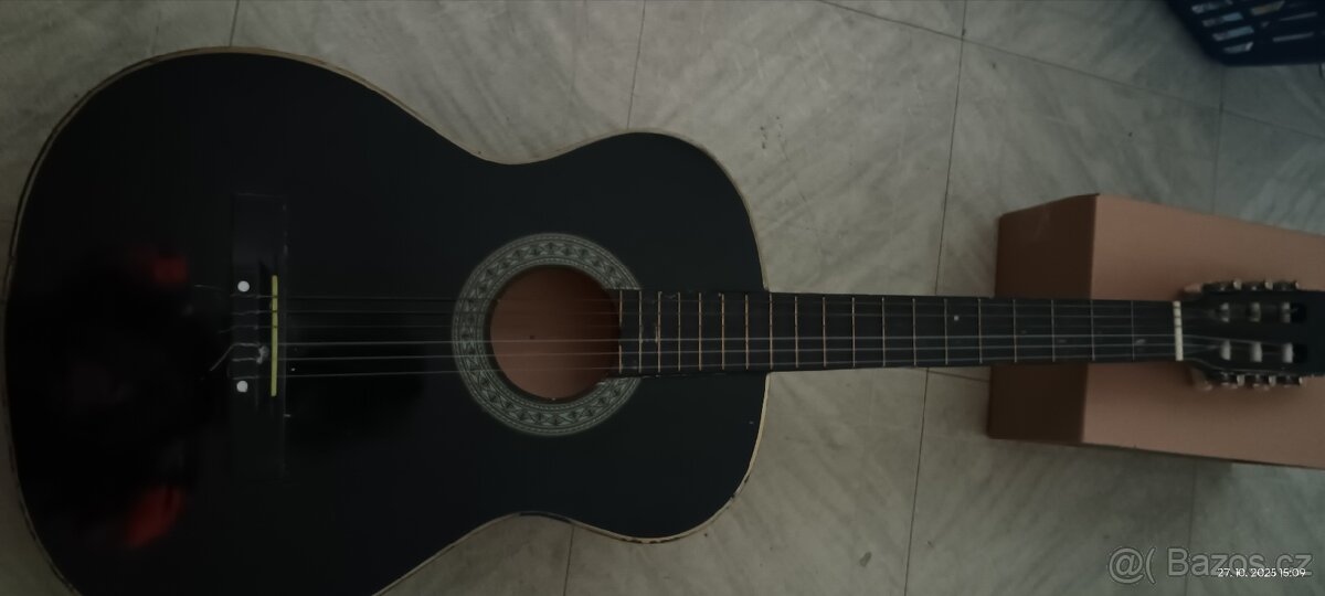 Akustická kytara - 2