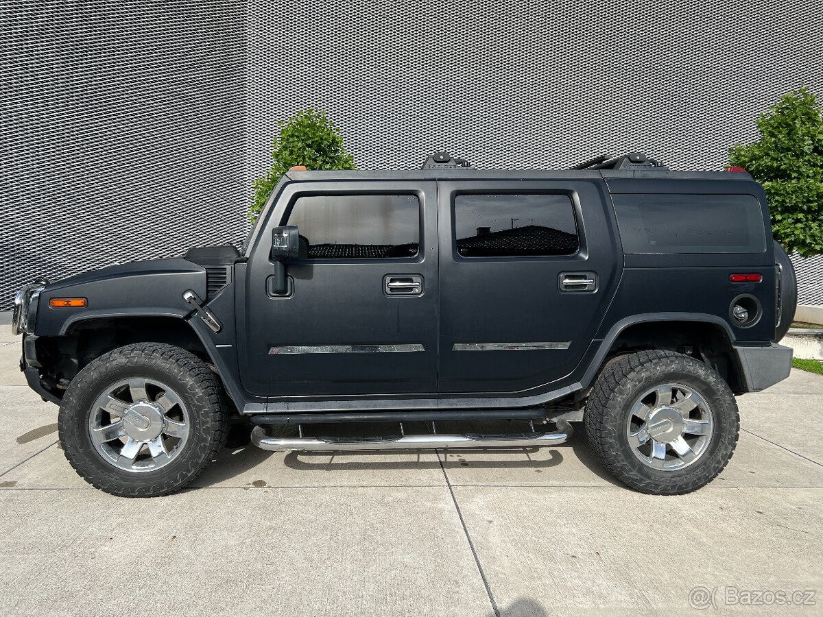 Hummer H2 2008 facelift, 6.2 V8, 20" originál kola, naviják