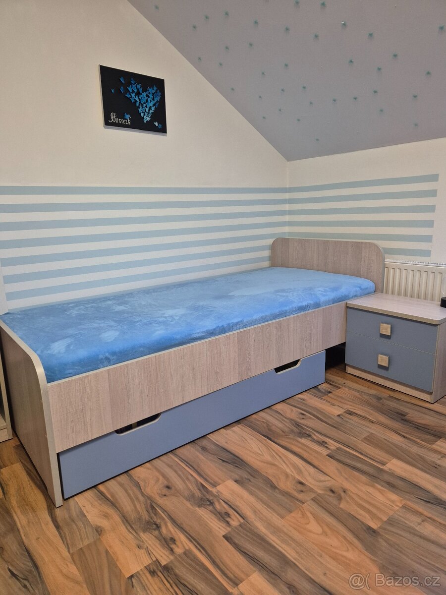 Postel s úložným prostorem - 2