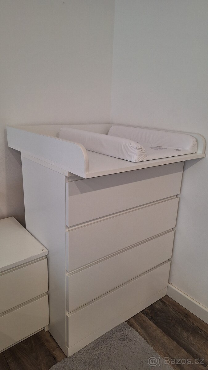 Přebalovací pult na komodu Ikea Malm - 2