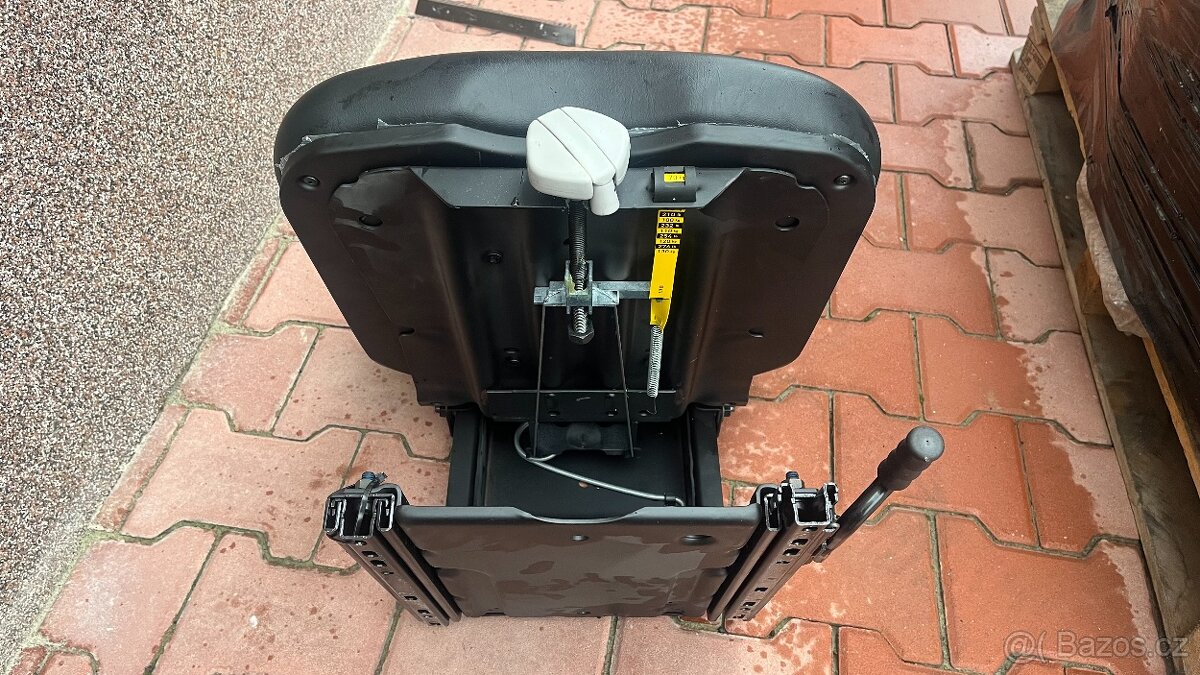 Traktorová sedačka - sedačka do traktoru GRAMER - 2