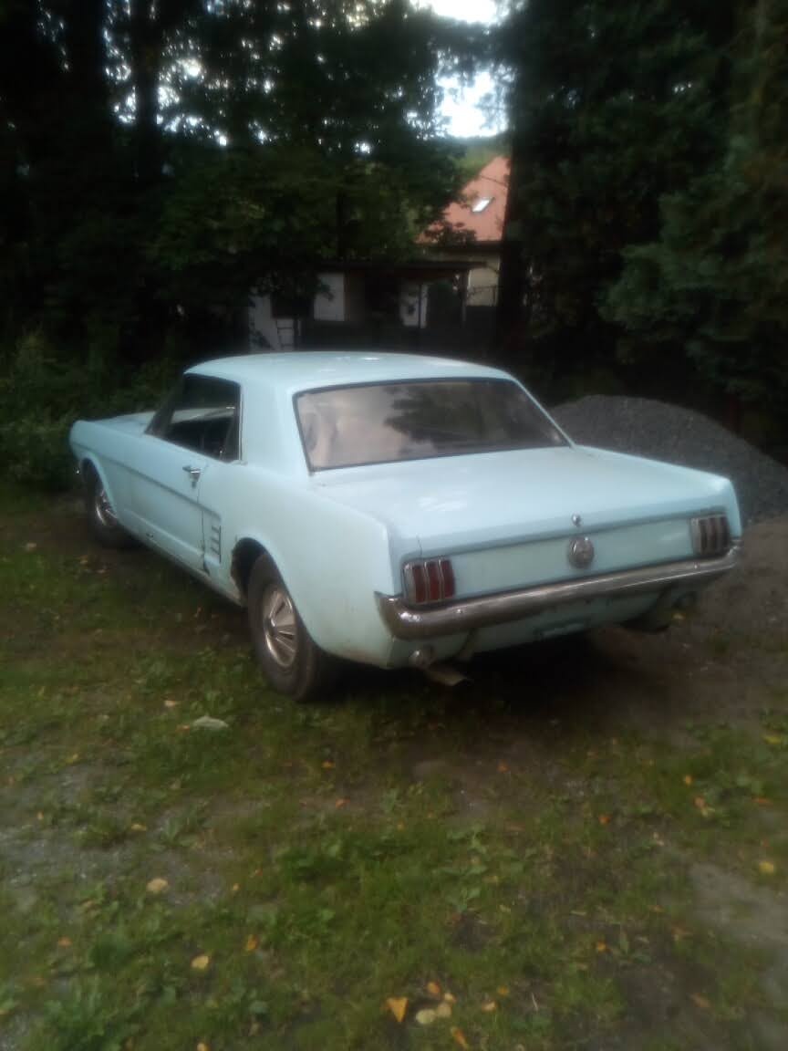 Ford Mustang coupe v8 1966 Project car - 2