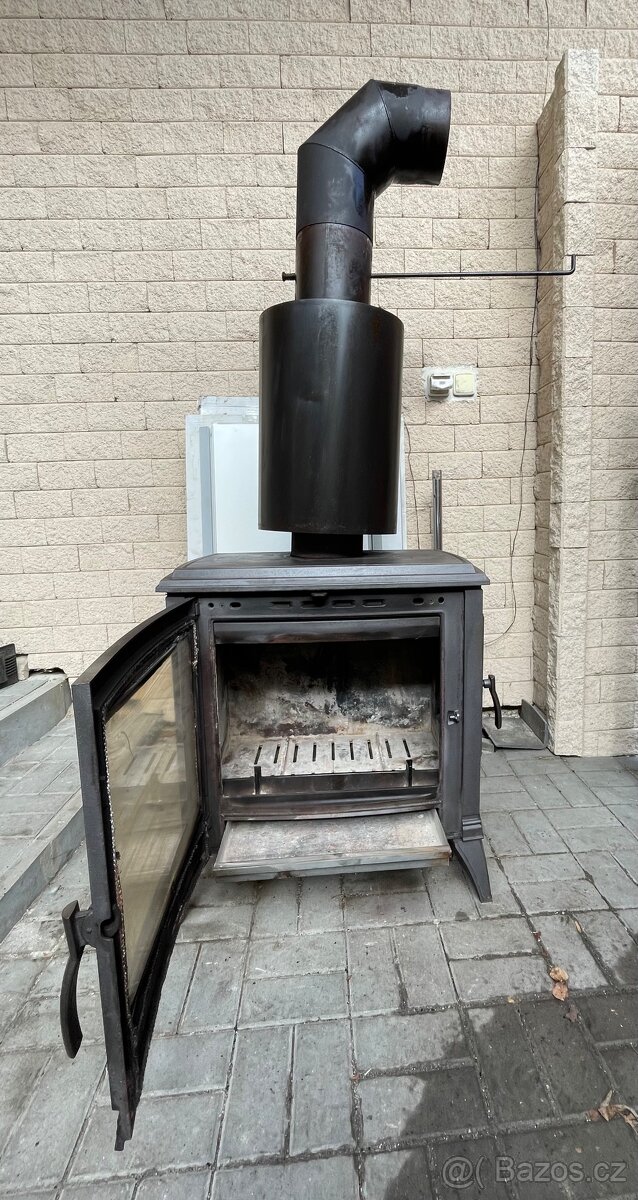 Francouzská krbová kamna INVICTA SEDAN - 2