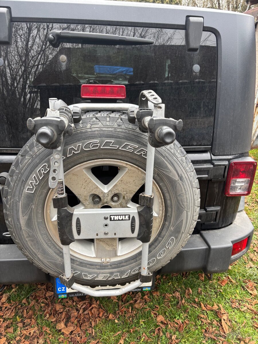 Nosič kol Thule na rezervu - 2