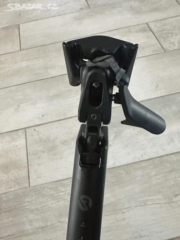 Odpružená sedlovka REDSHIFT - 2