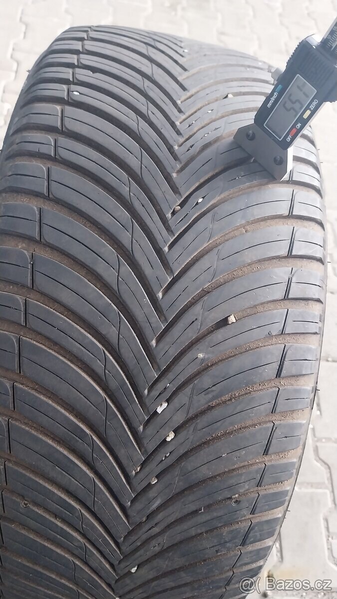 Prodám 2 x pneu Kleber 245/40/19 - 2