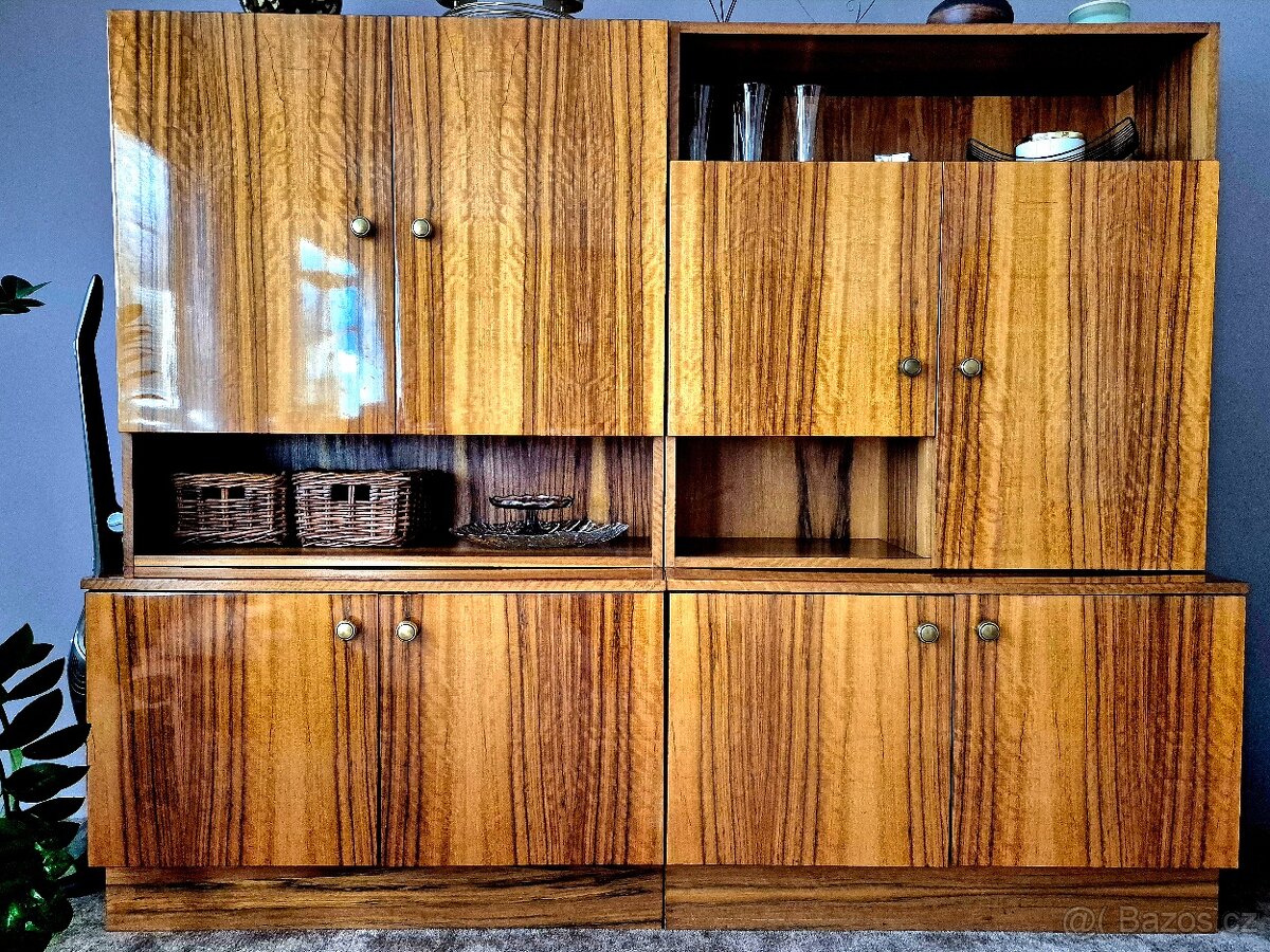 Obývací stěna - 2