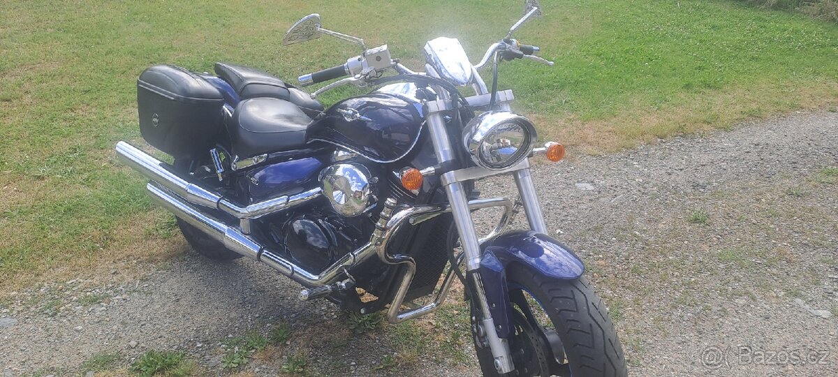 Suzuki Intruder M800 - 2