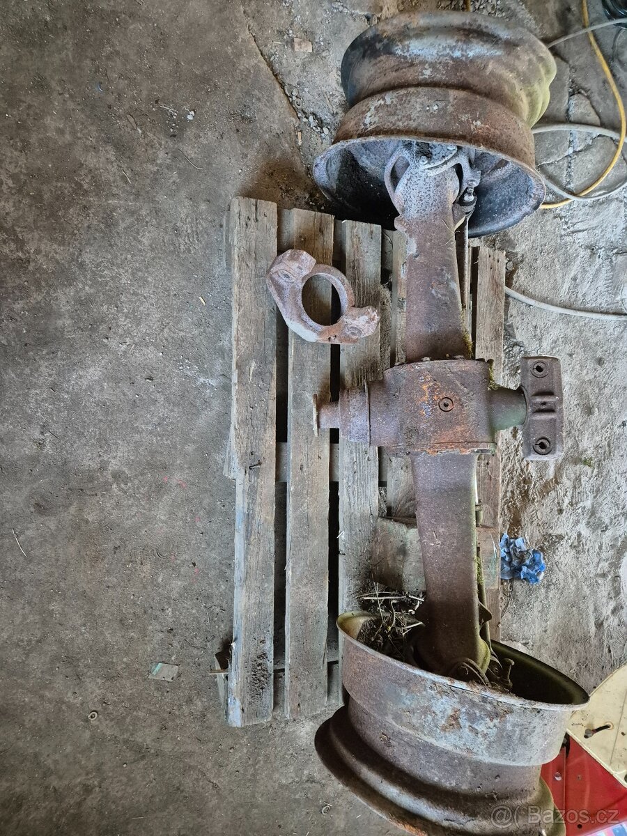Přední hnana náprava na traktor - 2