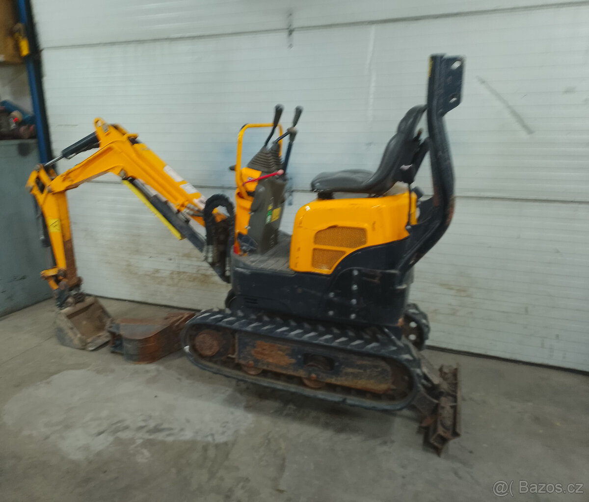 Yanmar SV08 - 2