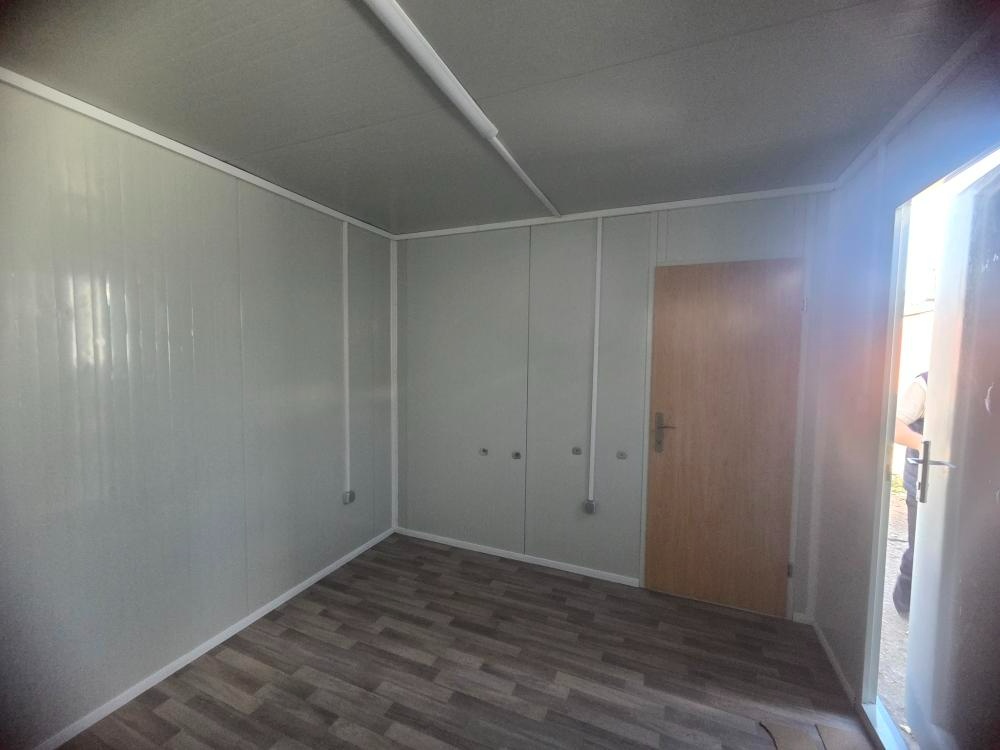 Kancelářský/Obytný kontejner 7 x 3 m - 2