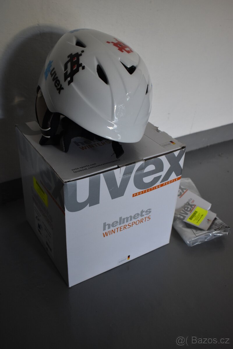 Dětská lyžařská helma Uvex - vel. 48-52 - 2