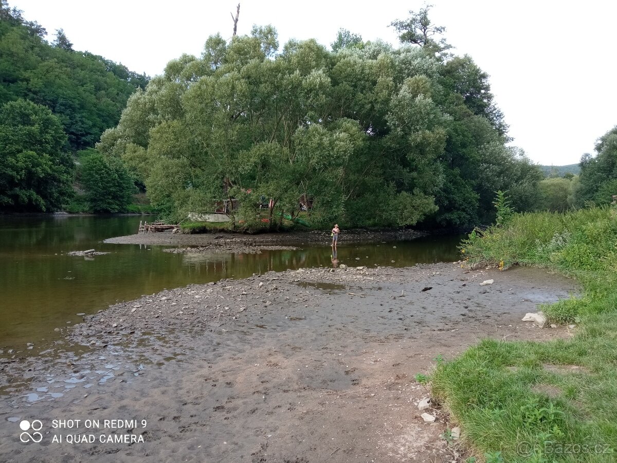 Pronájem ostrova - 2