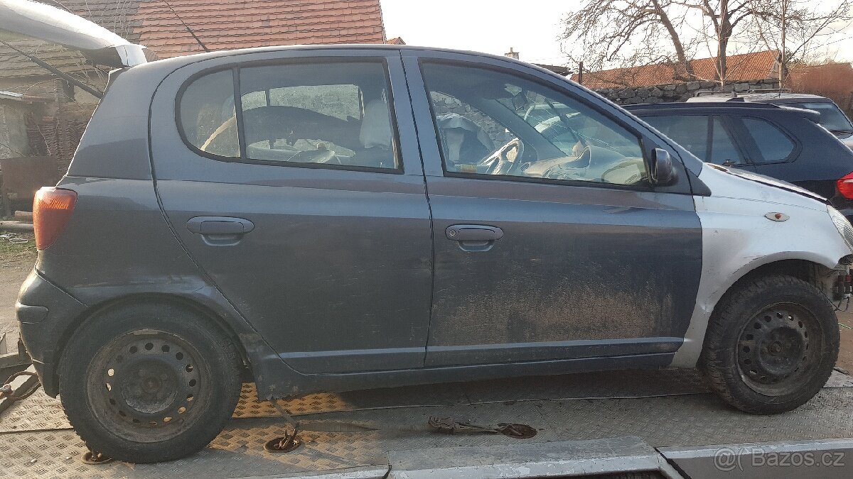 Toyota Yaris - 2