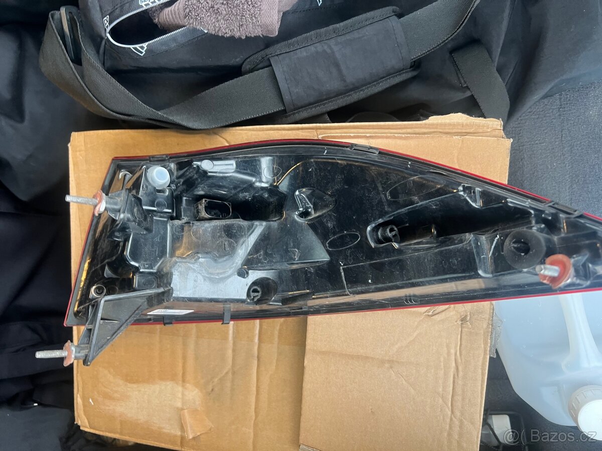 Zadní levé světlo Mercedes GLE w167 - 2