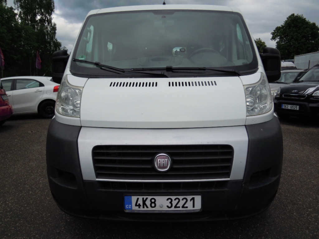 Fiat Ducato 2.3JTD 9 míst r.v.3/2011 88kw(120hp) pěkný stav - 2