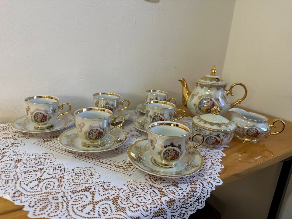 Kávový/čajový set 15ks,TŘI GRÁCIE,zlatá/perleťová, nepoužité - 2