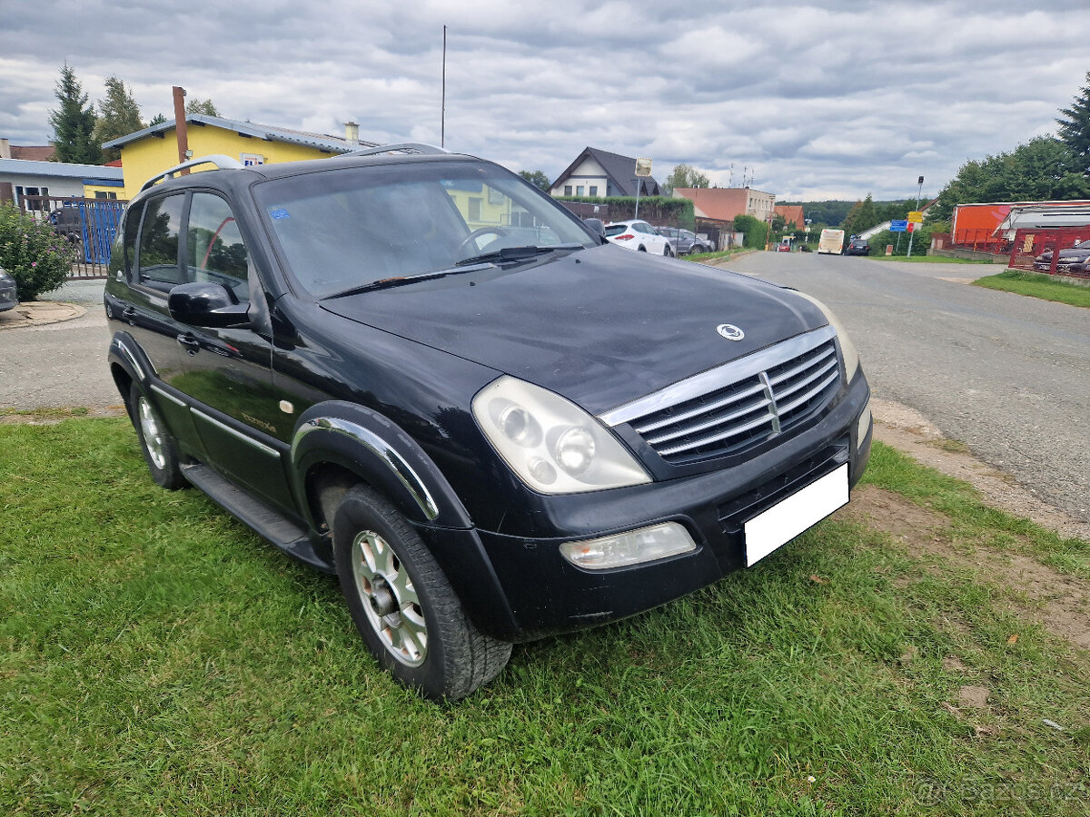 SsangYong Rexton I 2.7 XDi - 4x4 ZÁVĚS 3500kg - 2