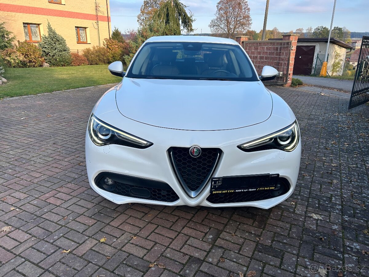 Alfa Romeo Stelvio Q4 2.2d 154Kw r.v.2018 220Tkm odpočet DPH - 2