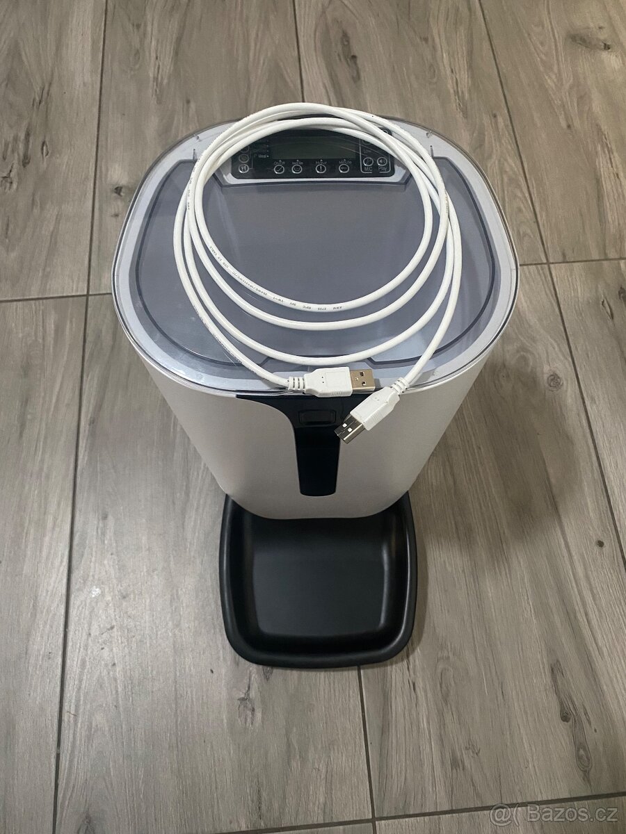 Automatický dávkovač krmiva - 2