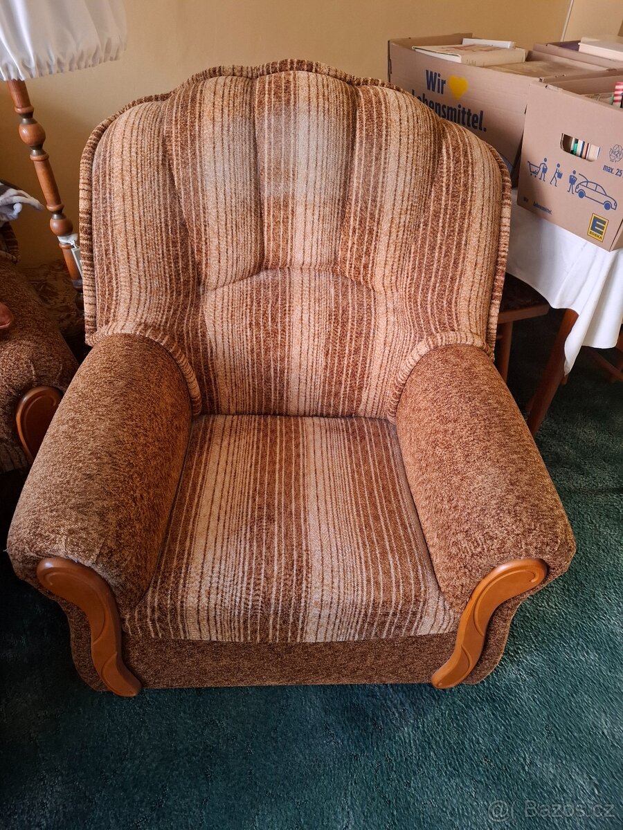 Sedací souprava + křeslo ušák - 2