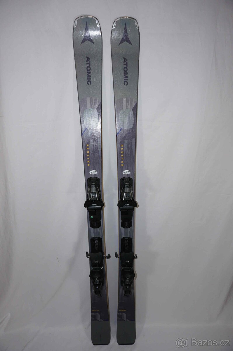 Carvingové lyže lyže Atomic Redster Q6 23/24 - 2