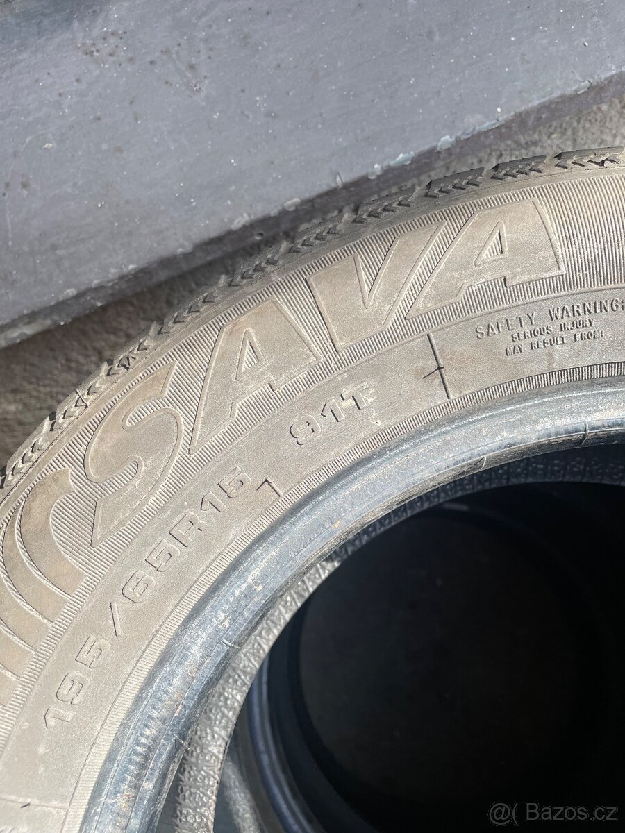 Sada zimní pneu 195/65 r15 - 2